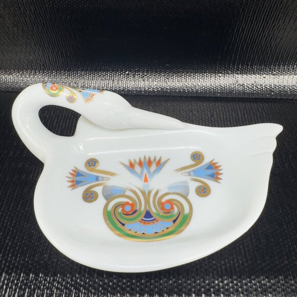 Elizabeth Arden Treasures of the Pharaohs Swan Soap Dish Trinket Dish Porcelain - Picture 1 of 9